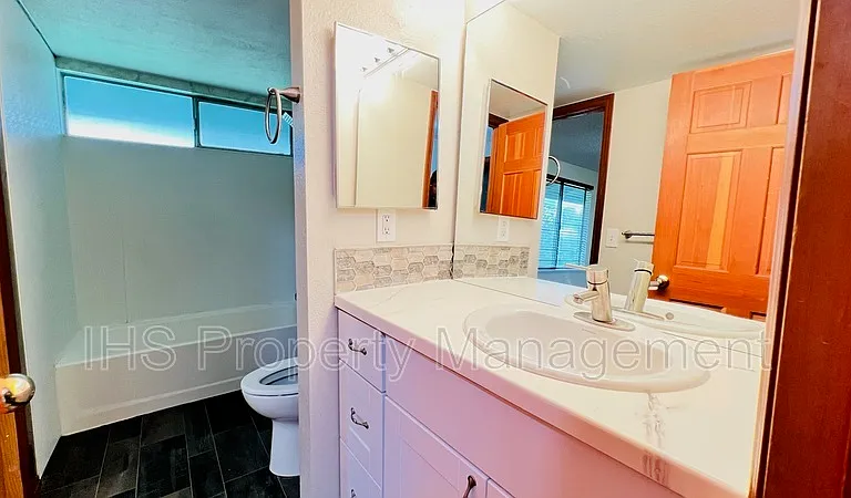 1613 S Palouse Pl — Photo 22