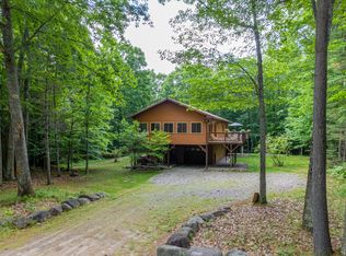 27 Oneida Ln, Jay, NY 12941
