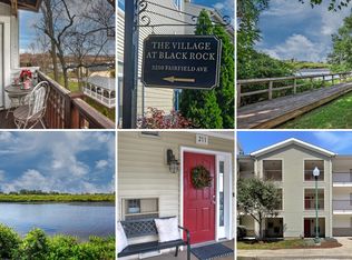 3250 Fairfield Ave APT 211, Bridgeport, CT 06605