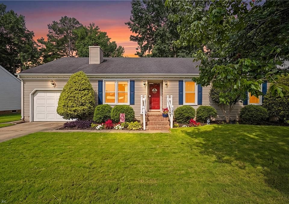 1st image of 736 Hilda Pine Dr
