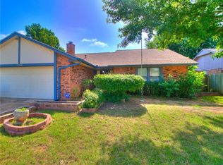 2308 Celina Dr, Midwest City, OK 73130