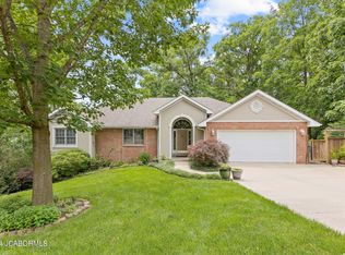 2006 Timber Rd, Jefferson City, MO 65101