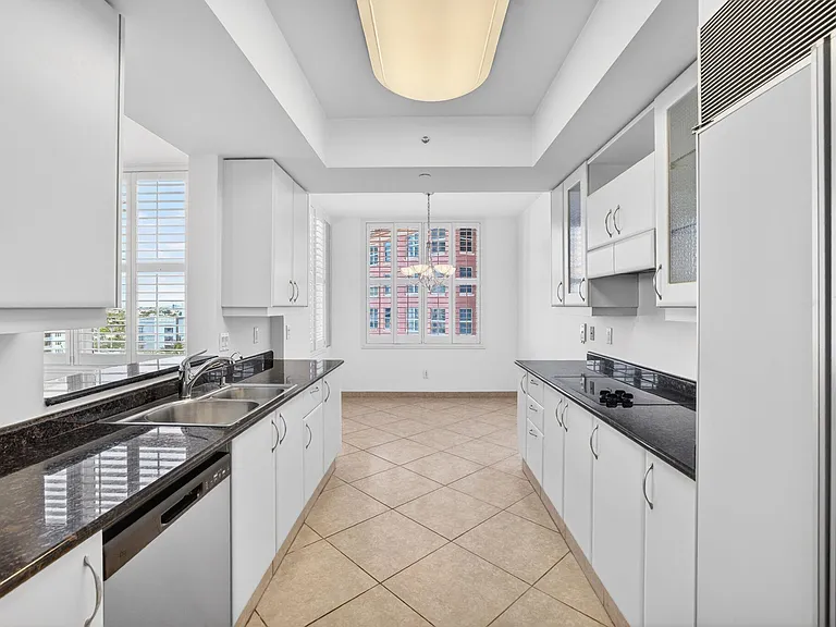 2100 N Ocean Blvd #8-B — Photo 13