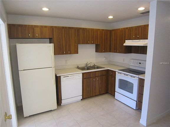 5th image of 1449 Shirley Dr
