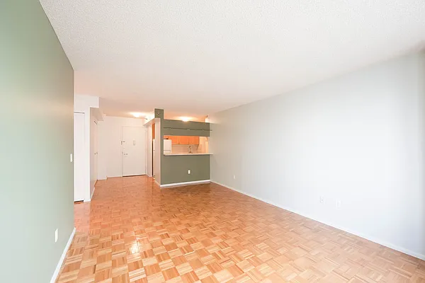 Rented by Nest Seekers International | media 22