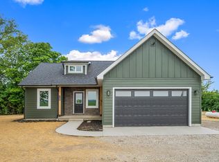 1705 Horseshoe Rd, Delaware, OH 43015