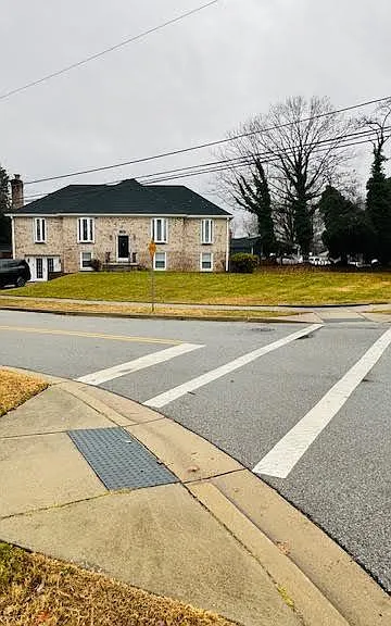 7508 Oxon Hill Rd — Photo 2