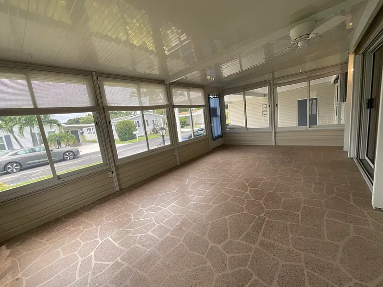 827 Sunglow St — Photo 24