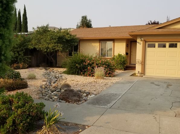 1472 Stoneyhaven Way