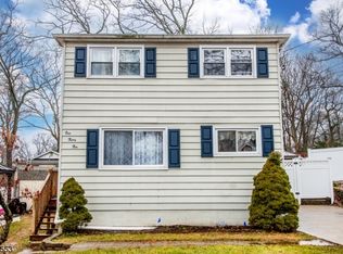 132 Dupont Ave, Hopatcong, NJ 07843