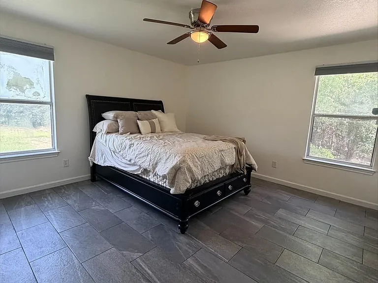 3606 Kayewood Dr — Photo 9