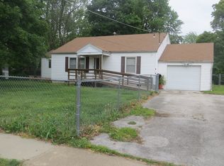 1415 W Lee St, Springfield, MO 65803
