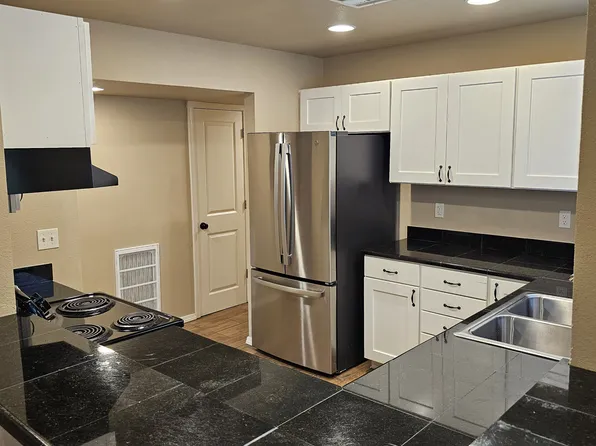 11028 E 15th St, Tulsa, OK 74128