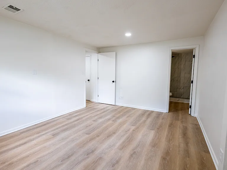 8659 Riggs St — Photo 13