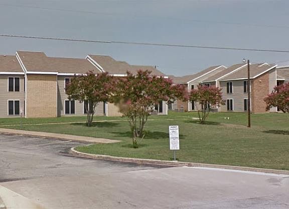 2nd image of 1125 N Ross Ave