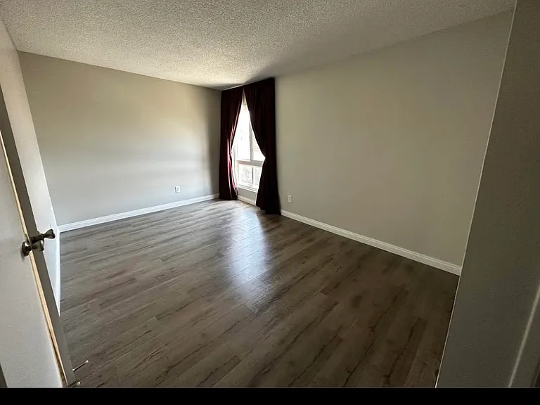 2900 Madison Ave #B36 — Photo 15