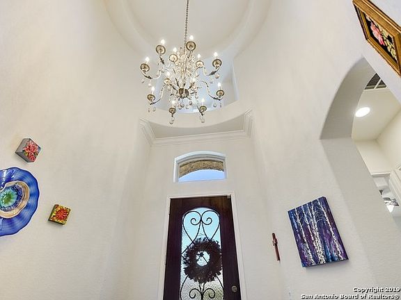 4th image of 4686 Amorosa Way
