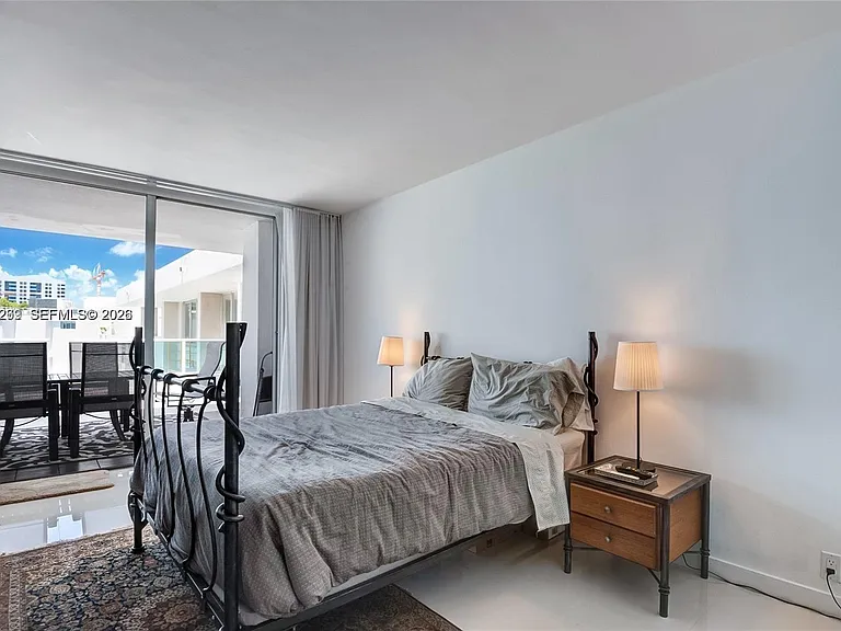 1000 West Ave #TS8 — Photo 11