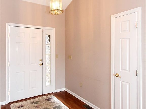 5th image of 125 Oostagala Dr