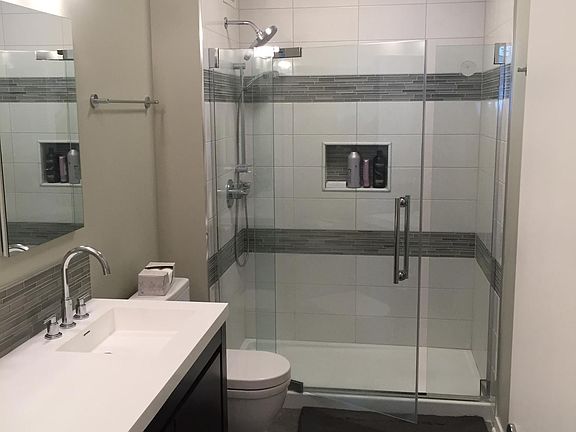 2nd image of 400 N La Salle Dr APT 4102