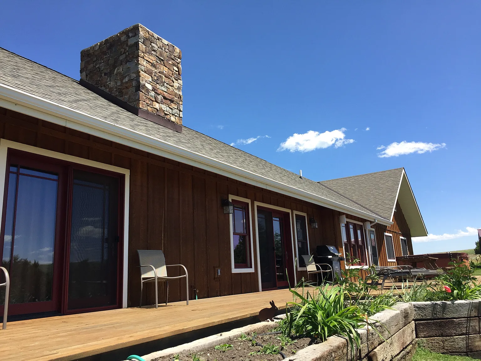 2 bed, 2.5 bath, 2272 sqft, $3,600 — Photo 3