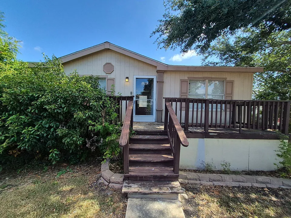 7500 Paradise Rd #55