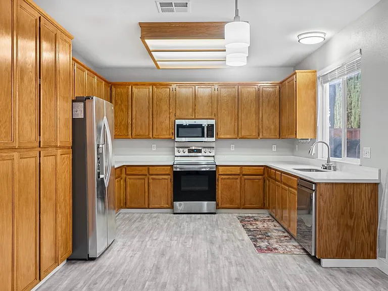 2341 Arthur Nate Haugh Dr — Photo 20