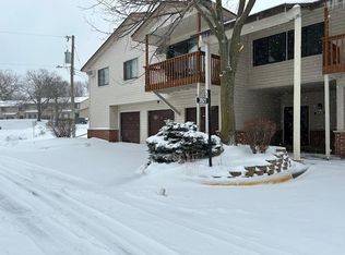 3921 Foss Rd APT 104, Saint Anthony, MN 55421