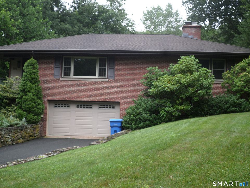 1st image of 366 West Woods Road