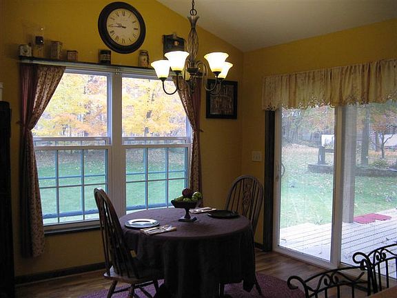 5th image of 482 NW Beechwood Dr