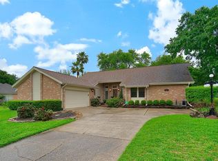 109 Forest Ct, Montgomery, TX 77356