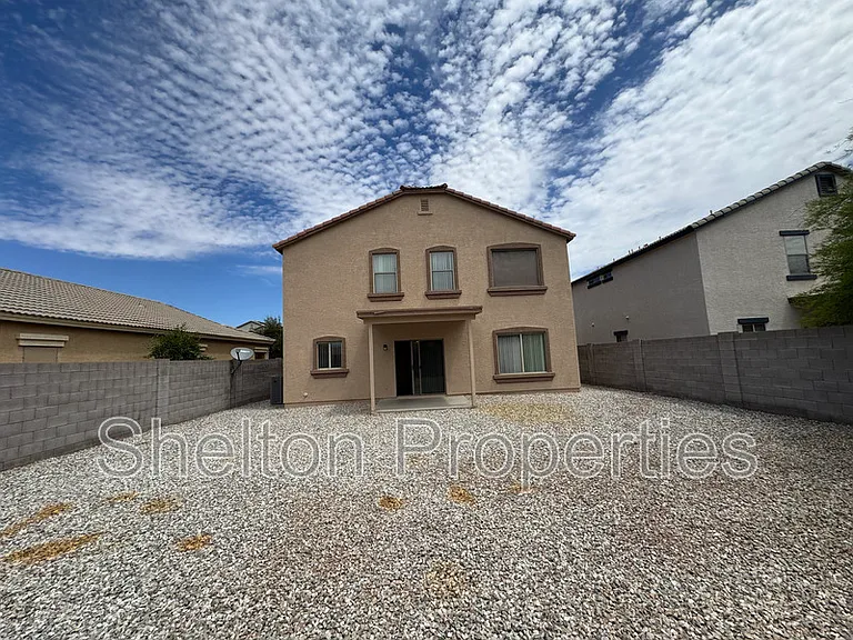 17229 W Caribbean Ln — Photo 19