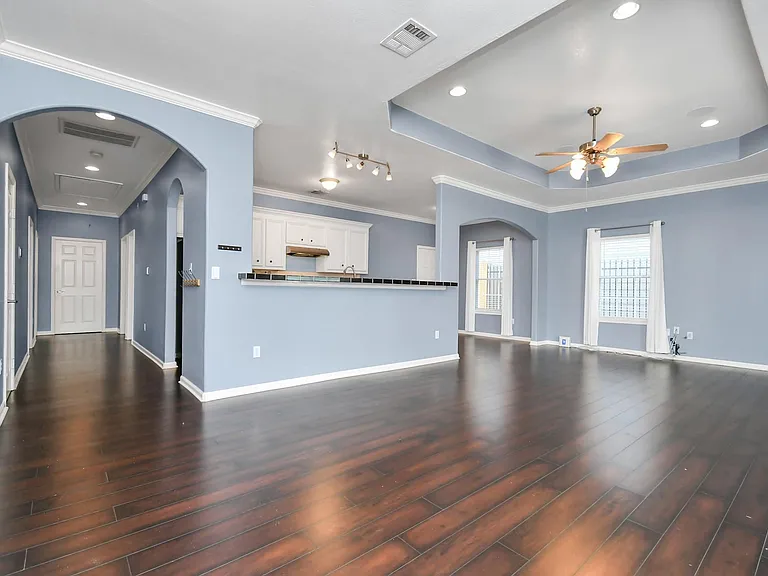 9006 Ledge St — Photo 4