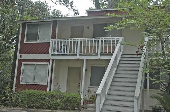 1st image of 566 Oakland Ave E APT B4