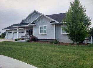402 Doe Ct, Sidney, NE 69162