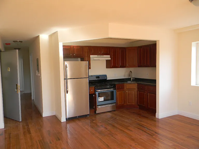 3410 Wickham Ave #1 — Photo 6