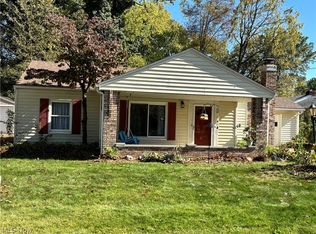 2711 Ironwood St, Cuyahoga Falls, OH 44221