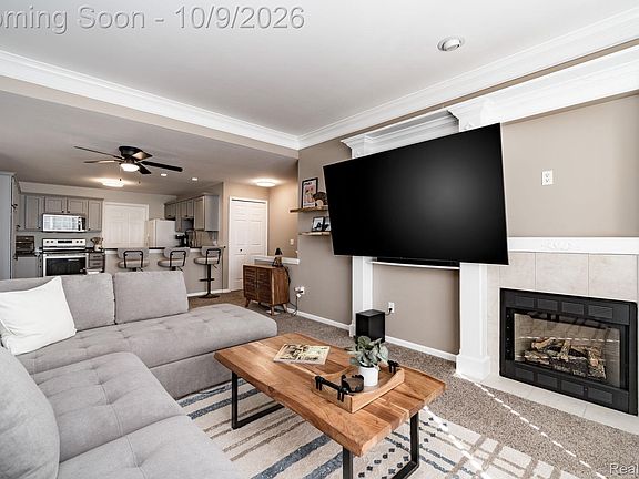 4th image of 5764 Acorn Ln