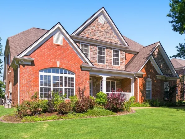 137 Mulberry Grv, Gallatin, TN 37066