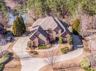 2416 Glasscott Pt, Hoover, AL 35226
