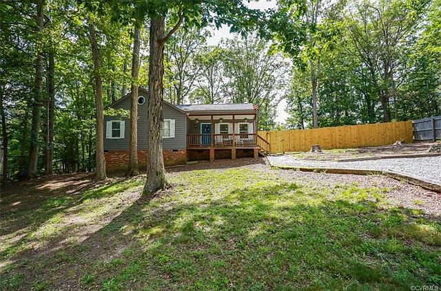 1st image of 608 Battenburg Ct