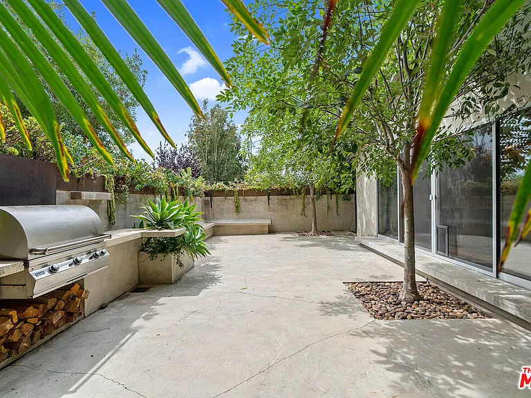 625 Santa Clara Ave — Photo 4