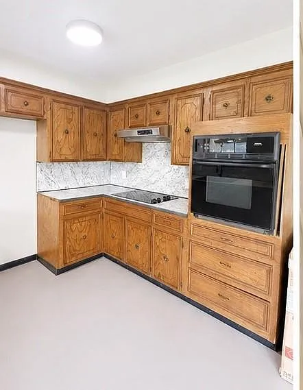 206 N Main St — Photo 7