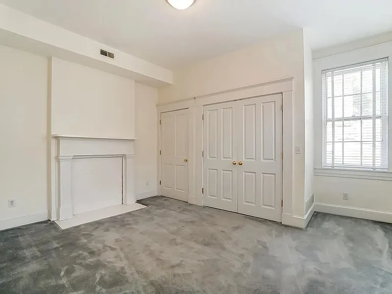 332 Milton St #2 — Photo 18