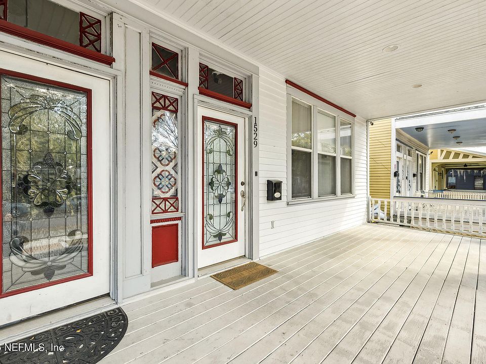 1st image of 1529 N PEARL Street