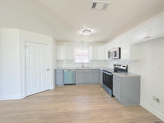 3rd image of 22835 Aidan Rd