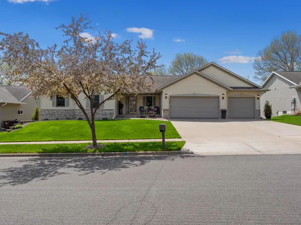 934 Oak Timber DRIVE, Onalaska, WI 54650