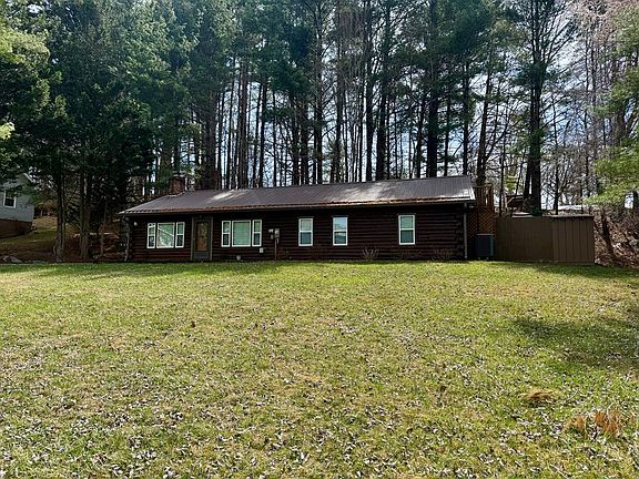 5th image of 103 Sherwood Dr