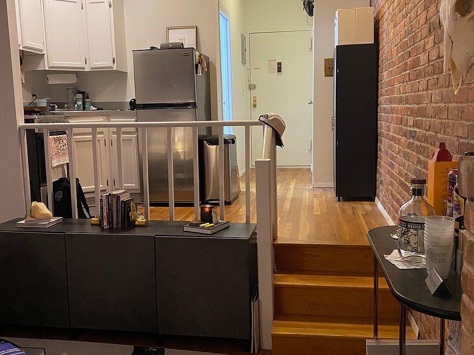 2nd image of 518 E 80th St APT 3H