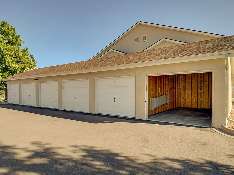 3855 Strawberry Field Grv #D — Photo 22